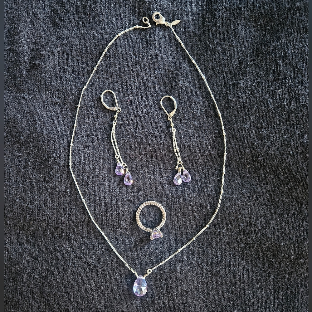 Avon Sparkly Amethyst / silver Necklace, Earrings, Ring Set w Gift Box